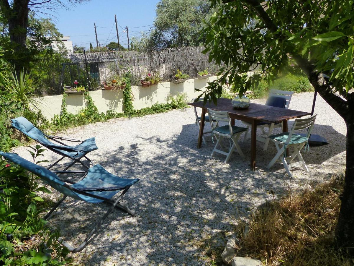 Вилла Maisonnette Proche Des Calanques , Les Bruyeres Марсель Экстерьер фото